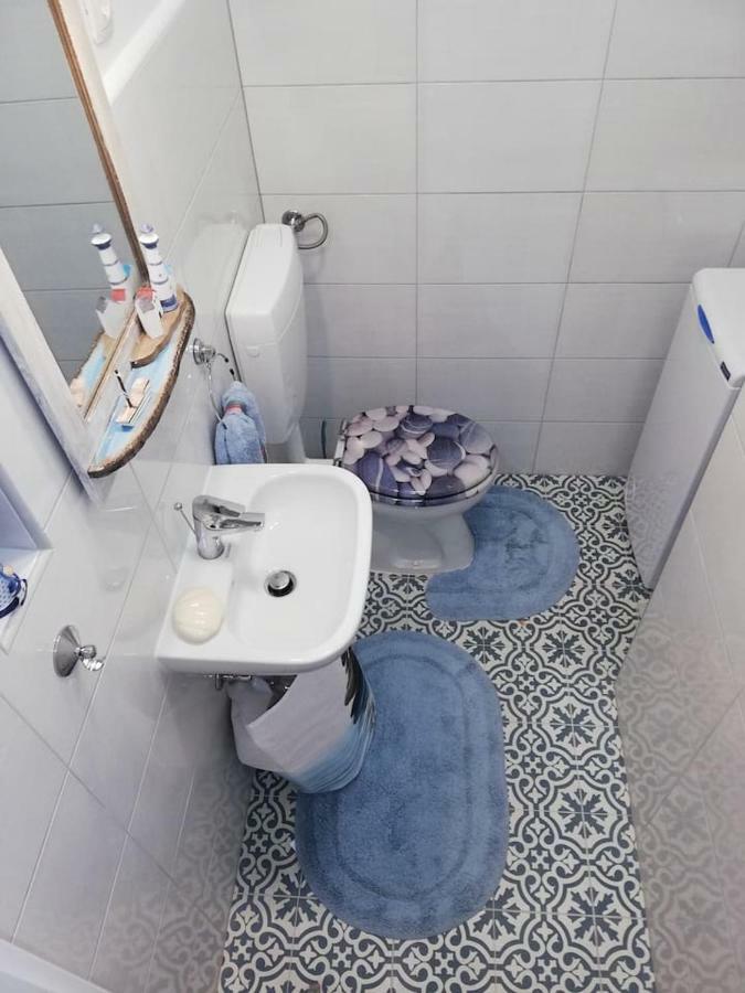 Apartment Nostalgija, เบนโควัส ภายนอก รูปภาพ